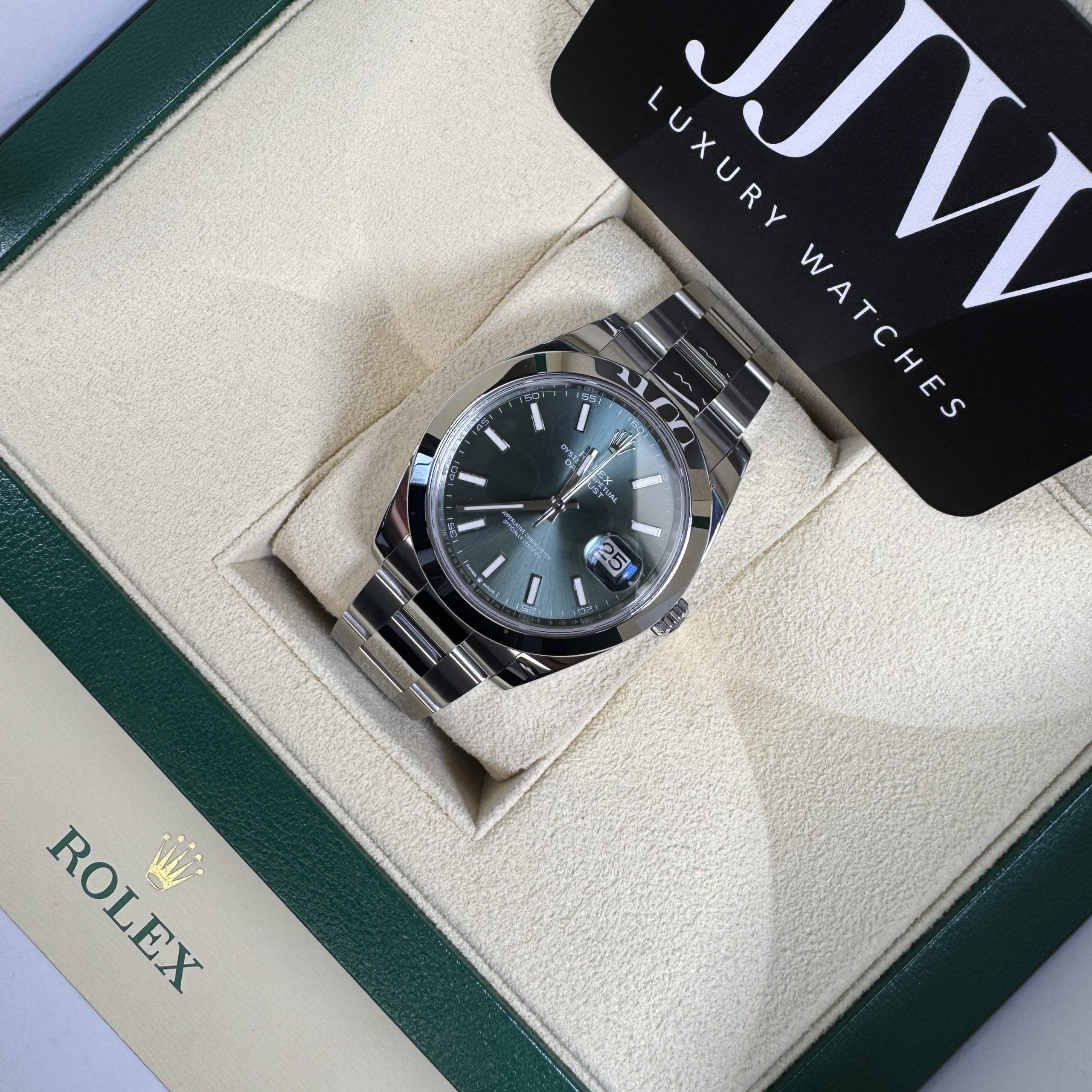 Rolex Datejust 41 126300 Mint Green Dial