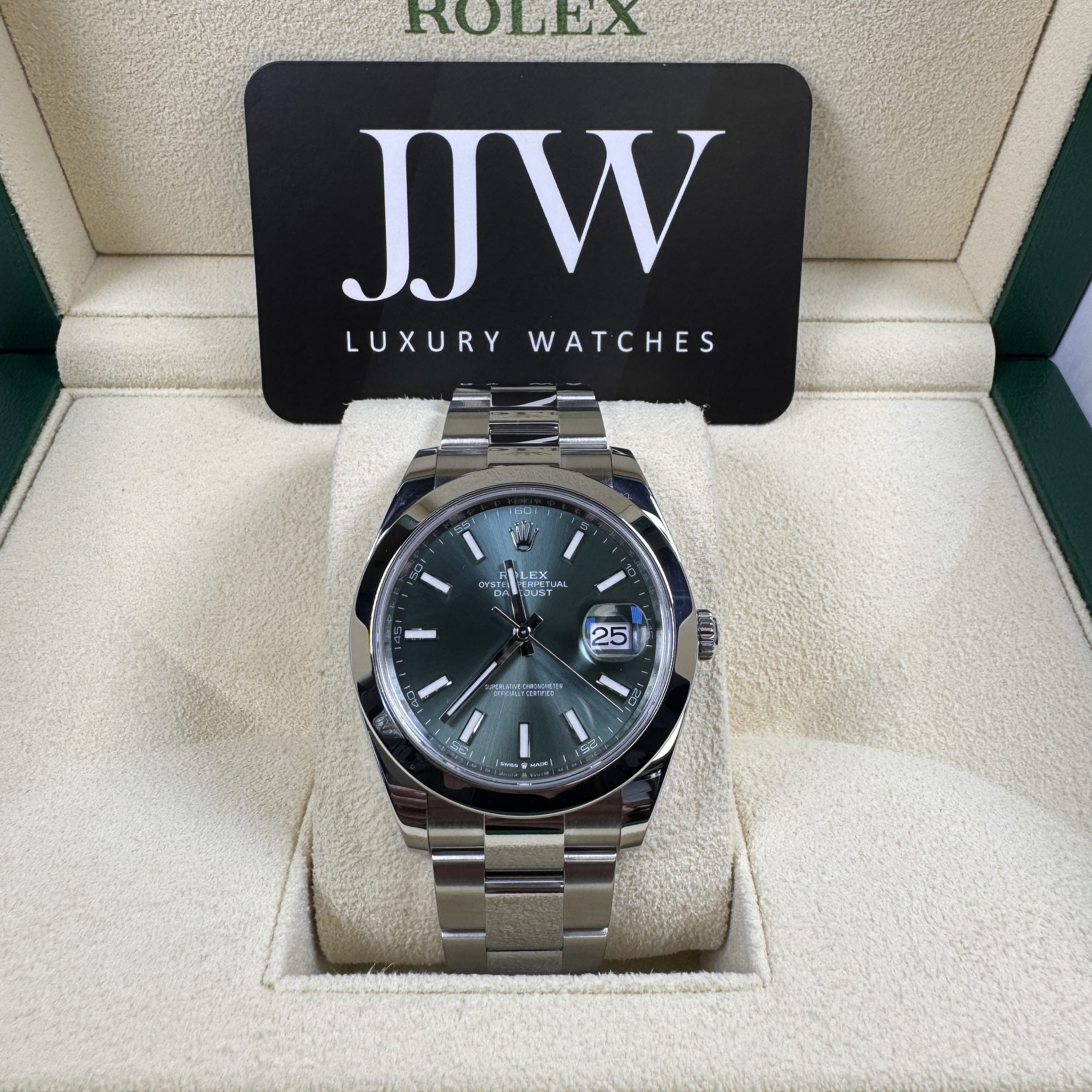 Rolex Datejust 41 126300 Mint Green Dial