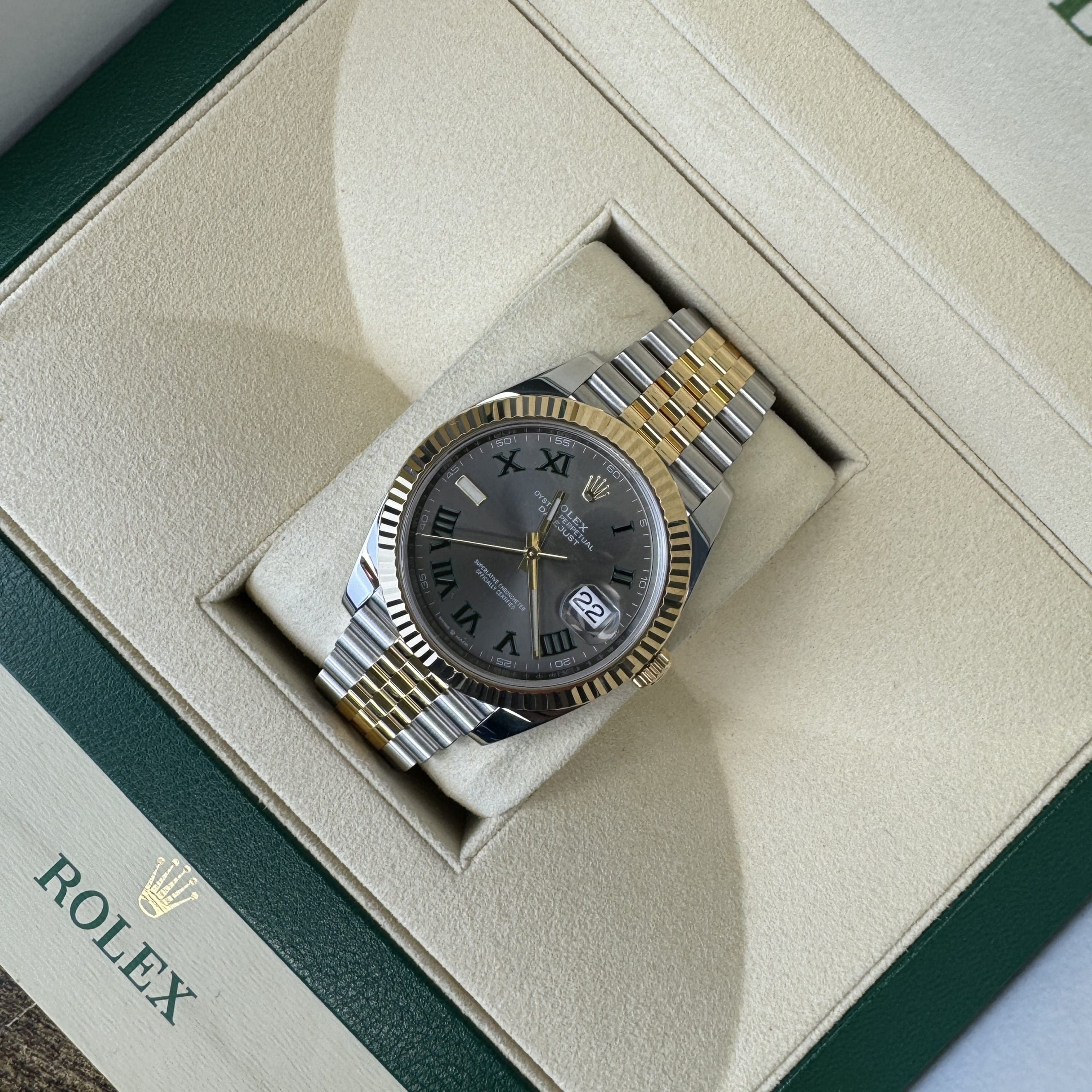 Rolex Datejust 41 126333 Wimbledon Dial