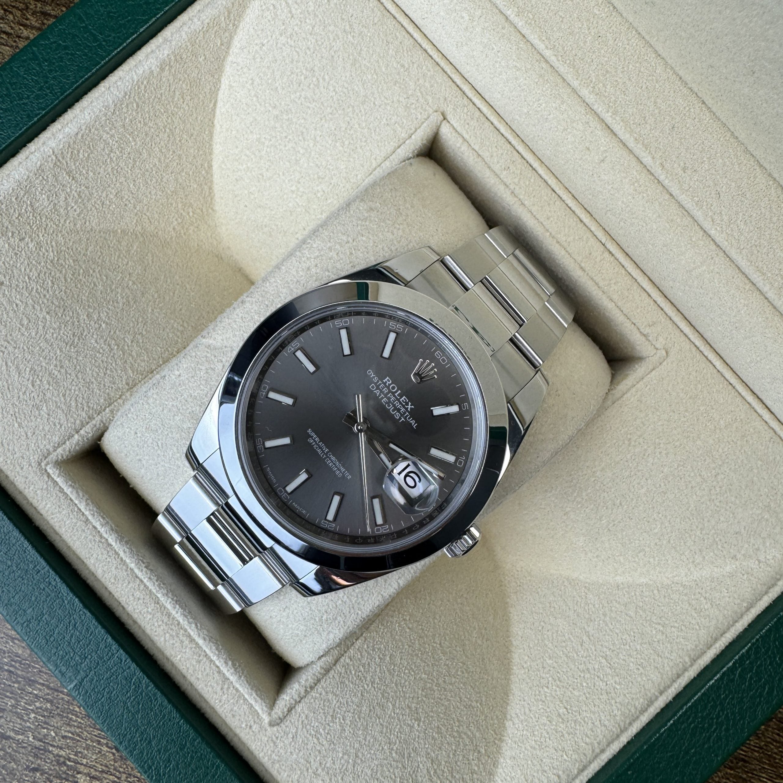 Rolex Datejust 41 126300 Rhodium Dial