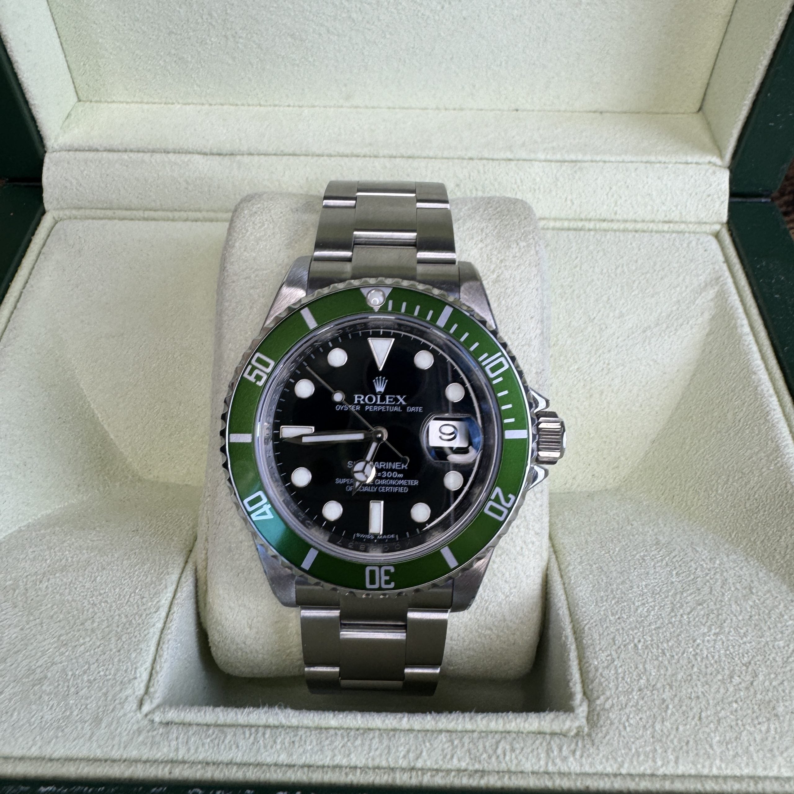 Rolex Submariner 'Kermit' Black Dial Green Bezel 16610LV