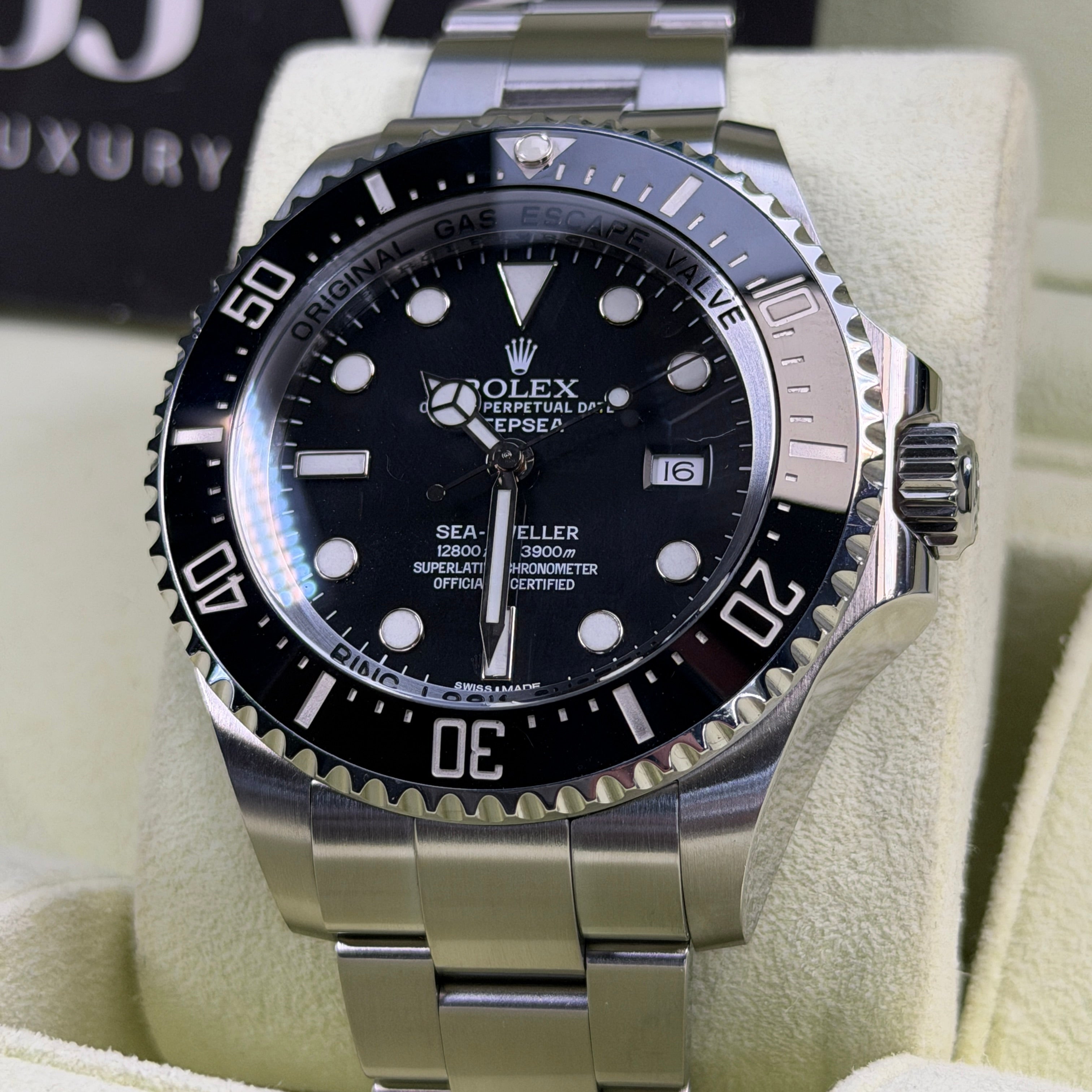 Rolex Sea-Dweller Deepsea 116660 2013