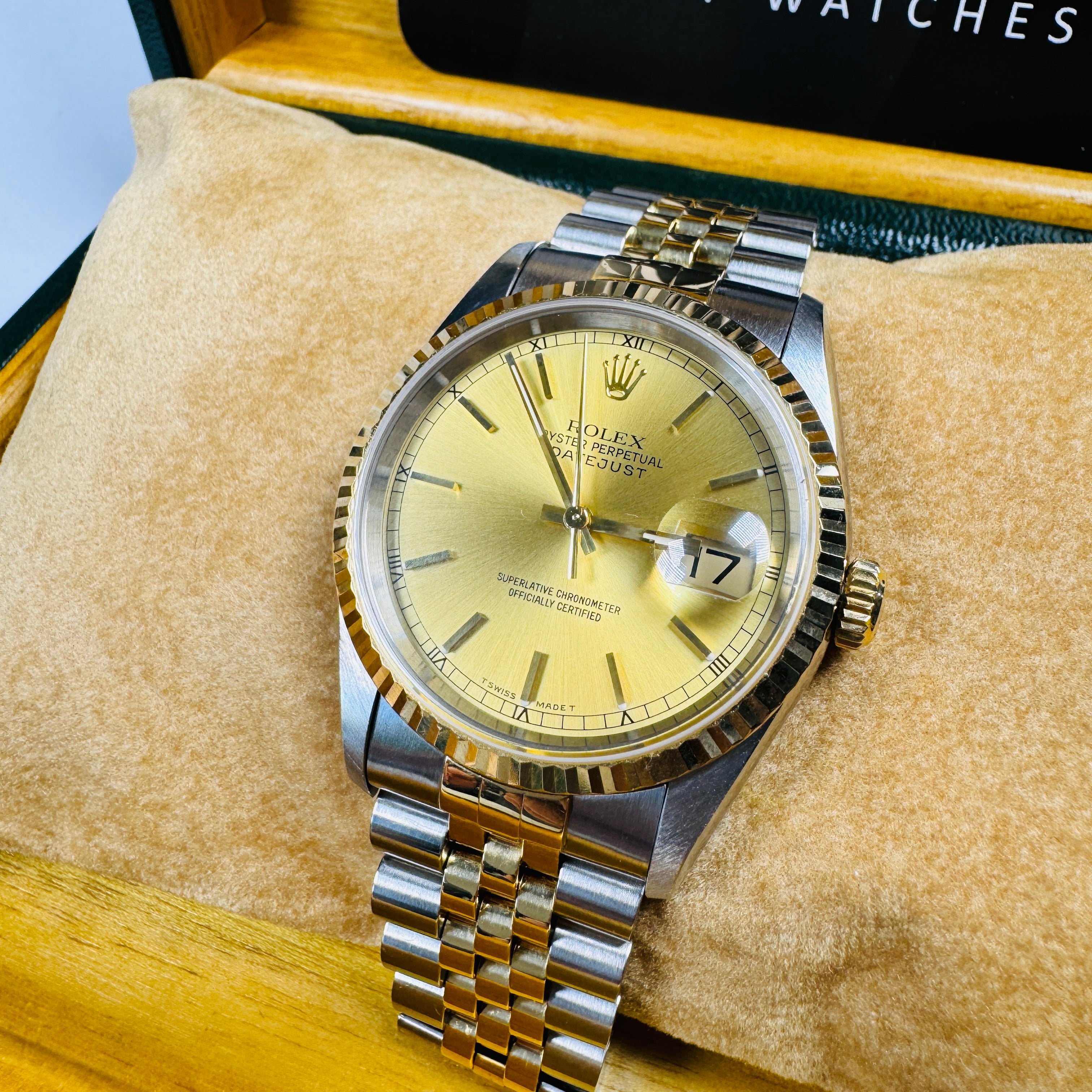 Rolex Datejust 16233 36mm Champagne Dial
