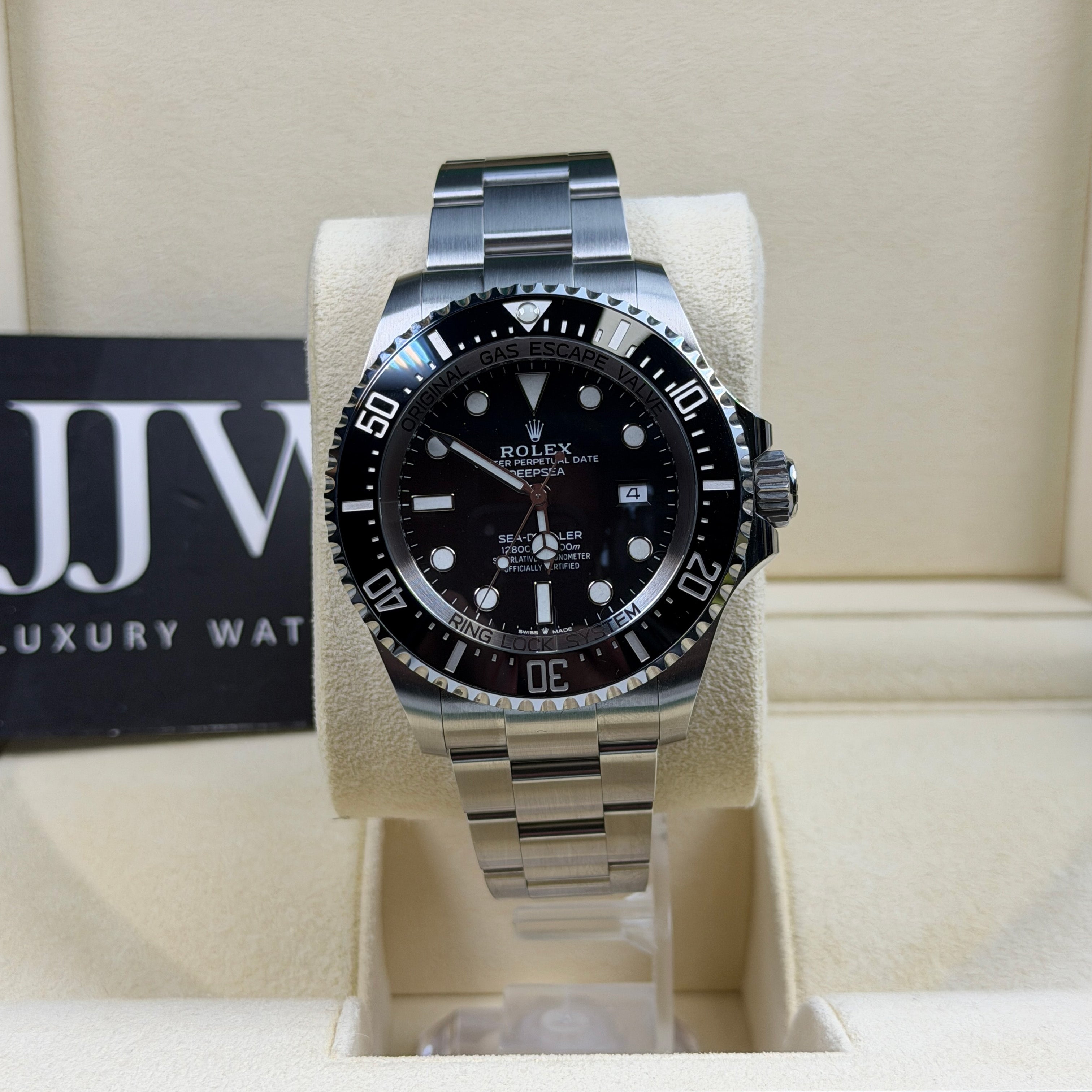 Rolex Sea-Dweller Deepsea 126660 2018