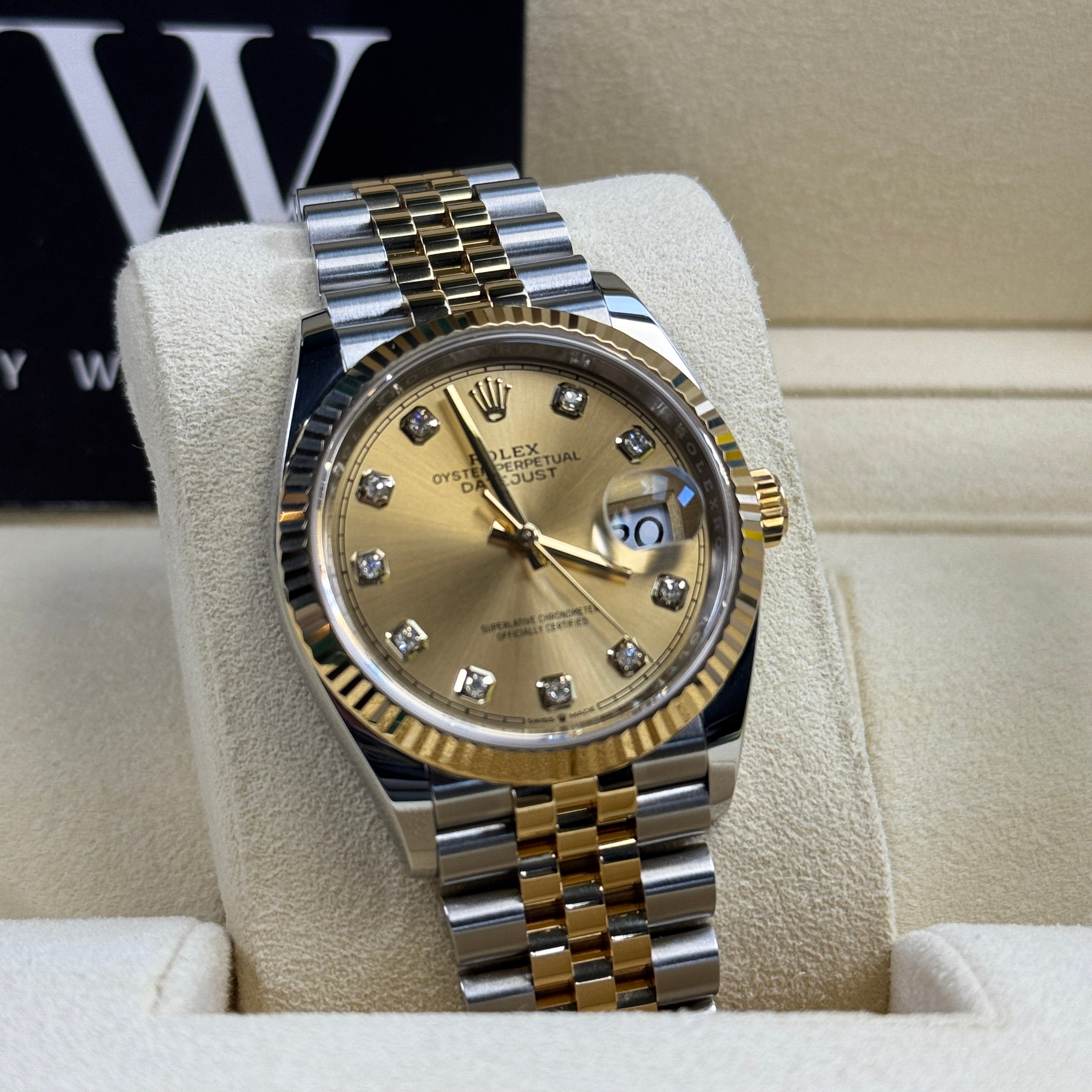 Rolex Datejust 36 126233 Champagne Diamond Dial 2021