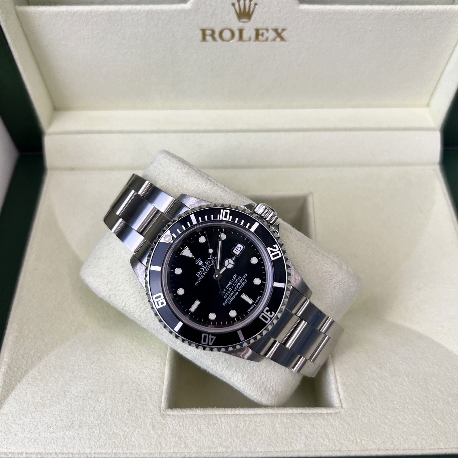 Rolex Sea-Dweller 16600 - JJW Watches